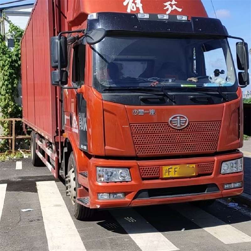 武宁县罗平县进仓物流：专线直达的多元货运之旅